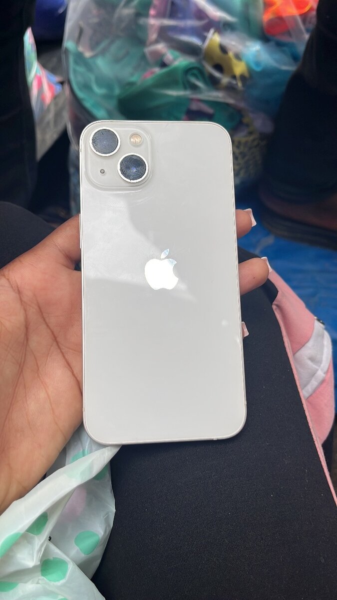 Apple iPhone 13 - Unlocked