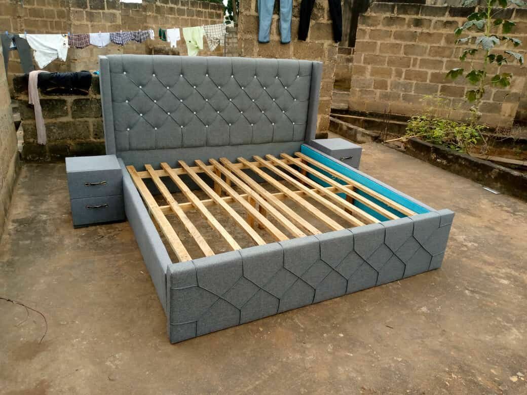 Queen size bed with side drawe