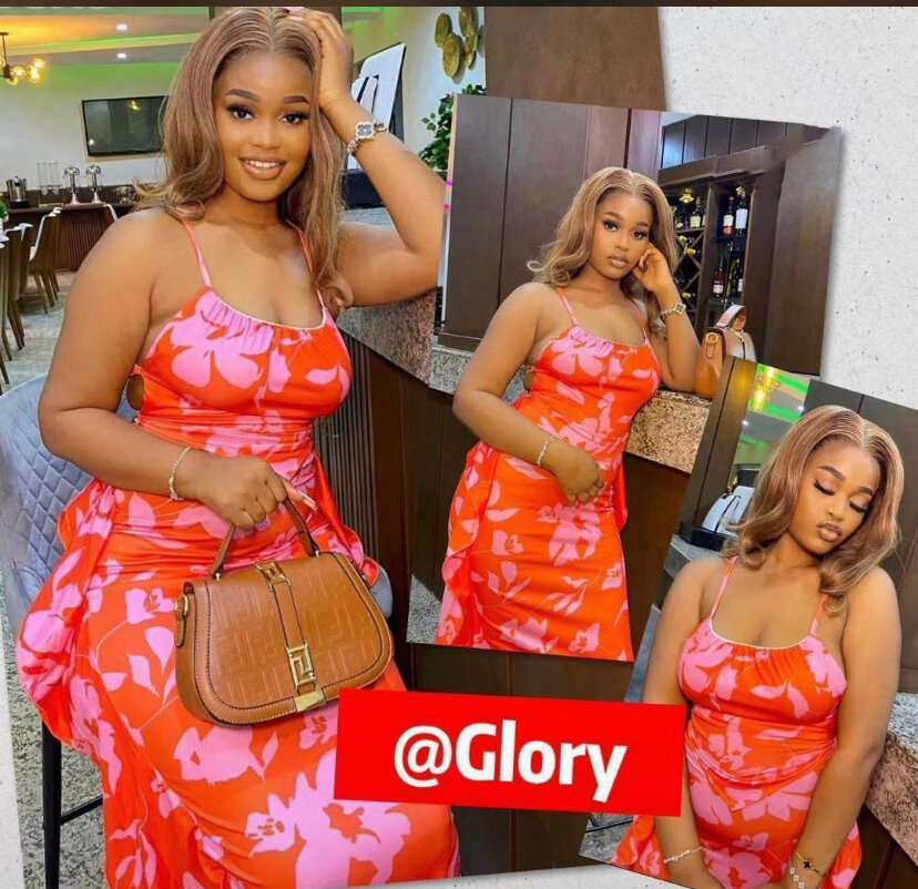 Robe élégante à fleurs rose