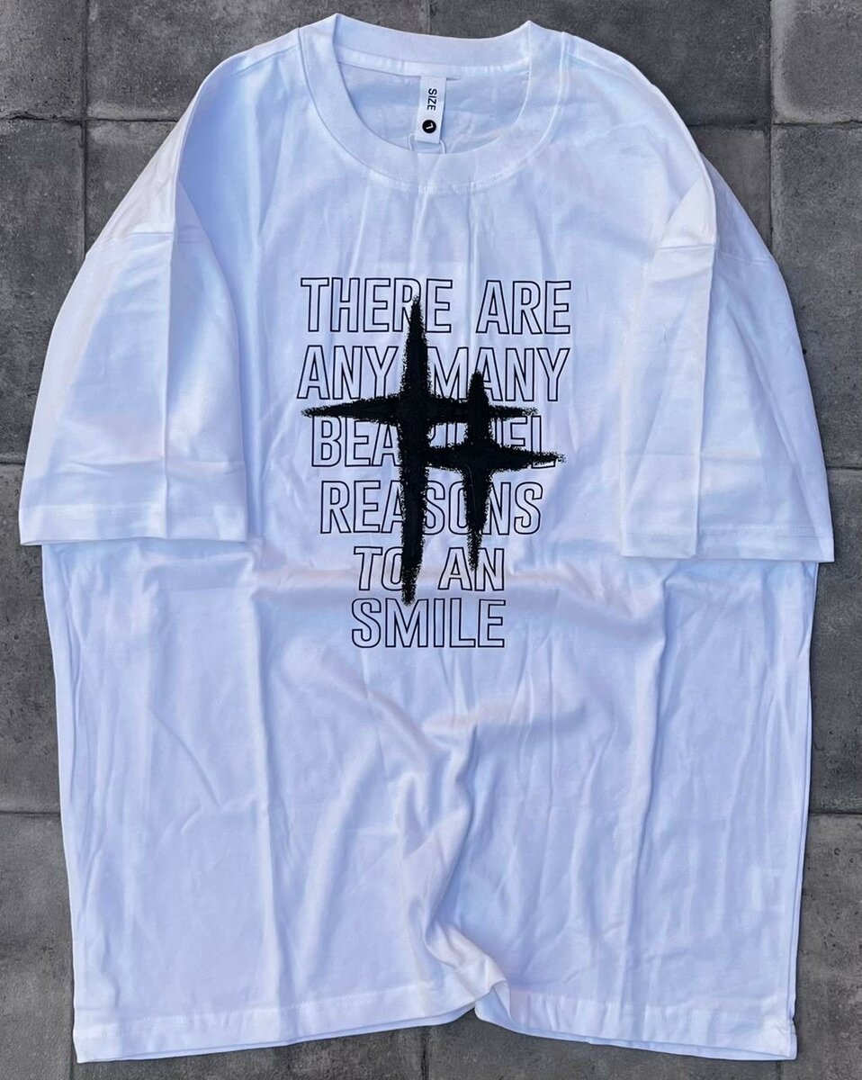 Tee-shirts over size