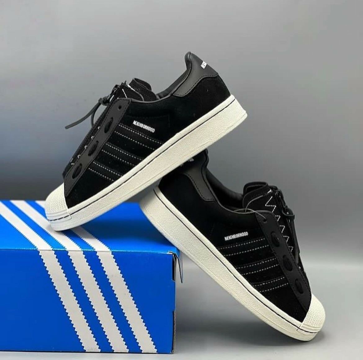 ADIDAS SNEAKER