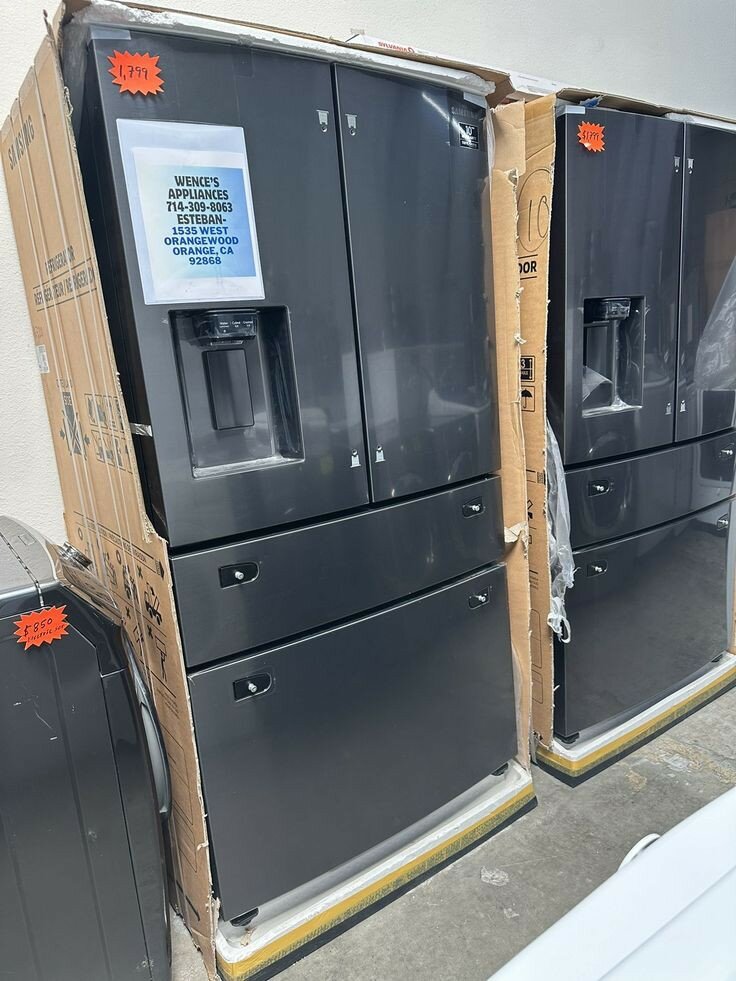 Counter depth Samsung Refrigerator