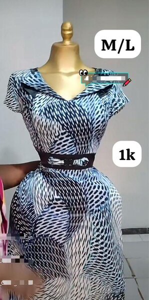 Robe élégante ceinturée