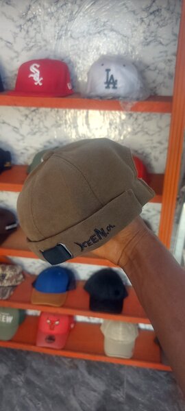 Bonnets neufs