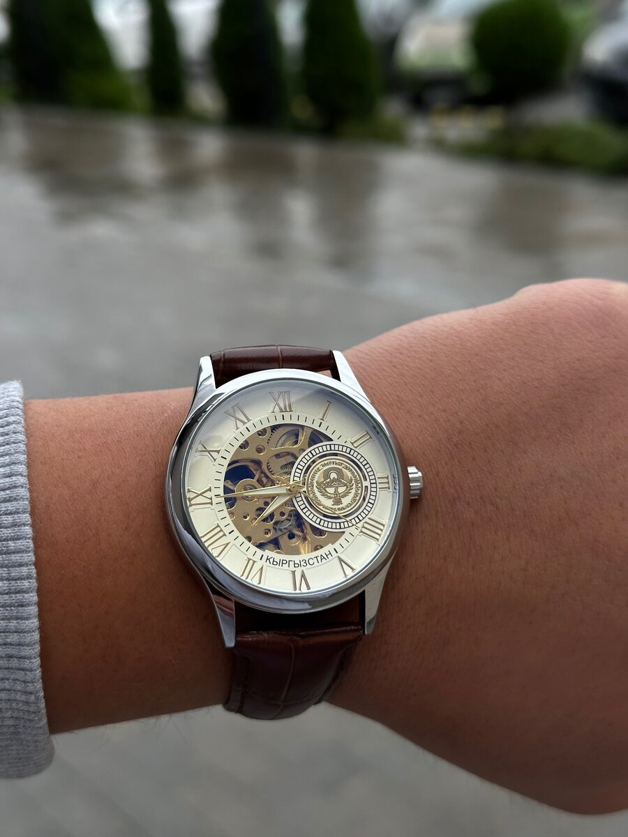 МЕХАНИЧЕСКИЕ Наручные Часы «КЫРГЫЗСТАН»