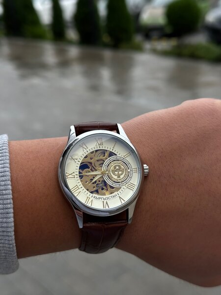 МЕХАНИЧЕСКИЕ Наручные Часы «КЫРГЫЗСТАН»