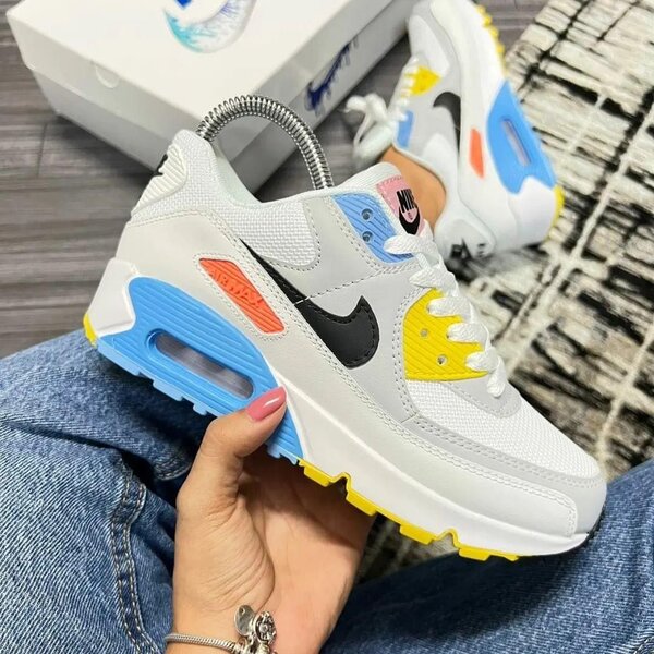 Baskets Air Max colorées