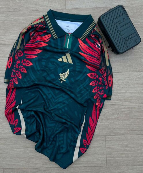 Maillot de football exclusif