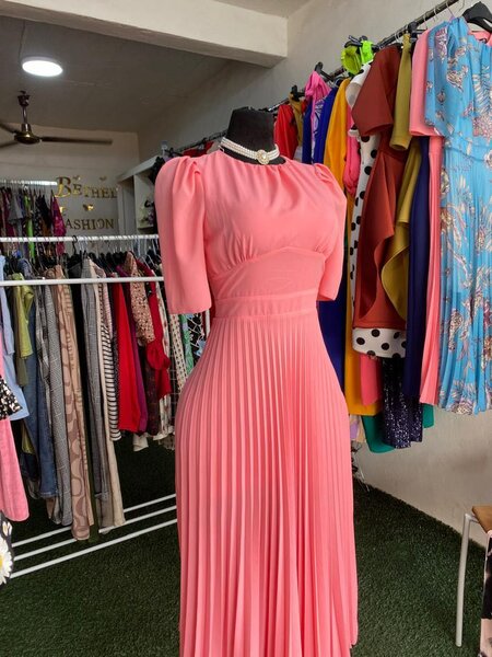 Women pleated dress