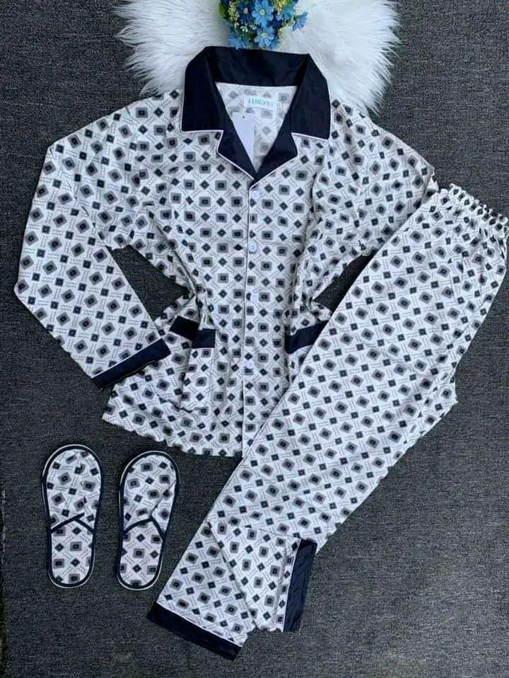 Pyjamas homme et femme