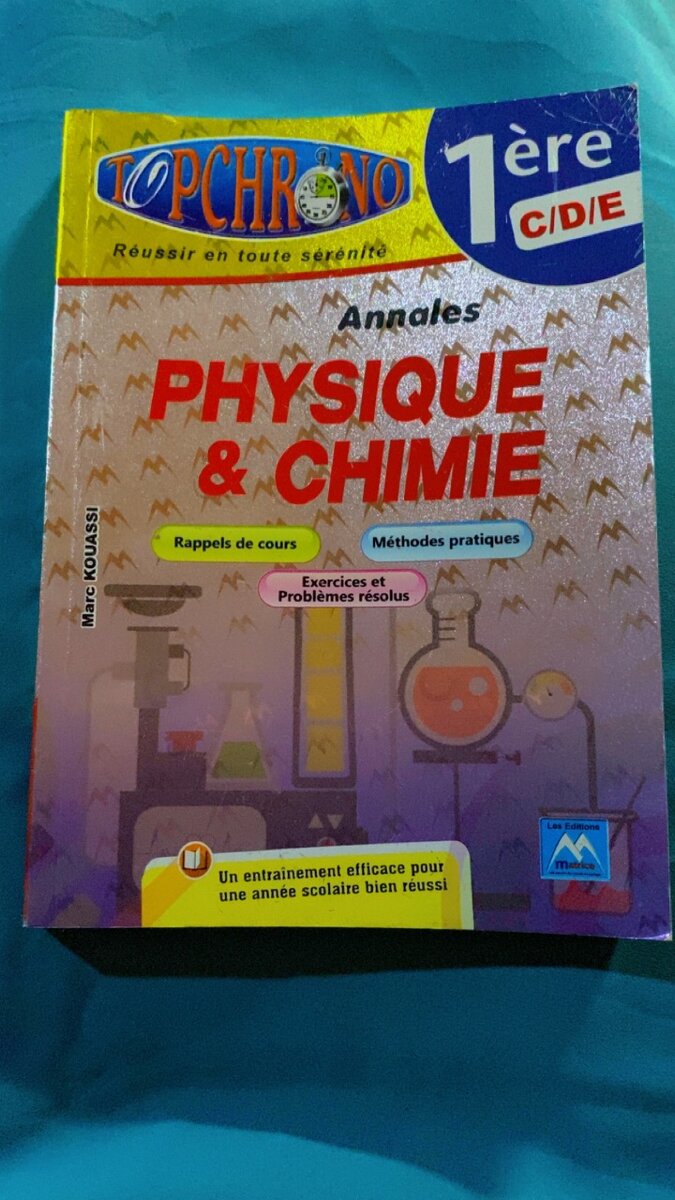 Manuel scolaire 1ère D