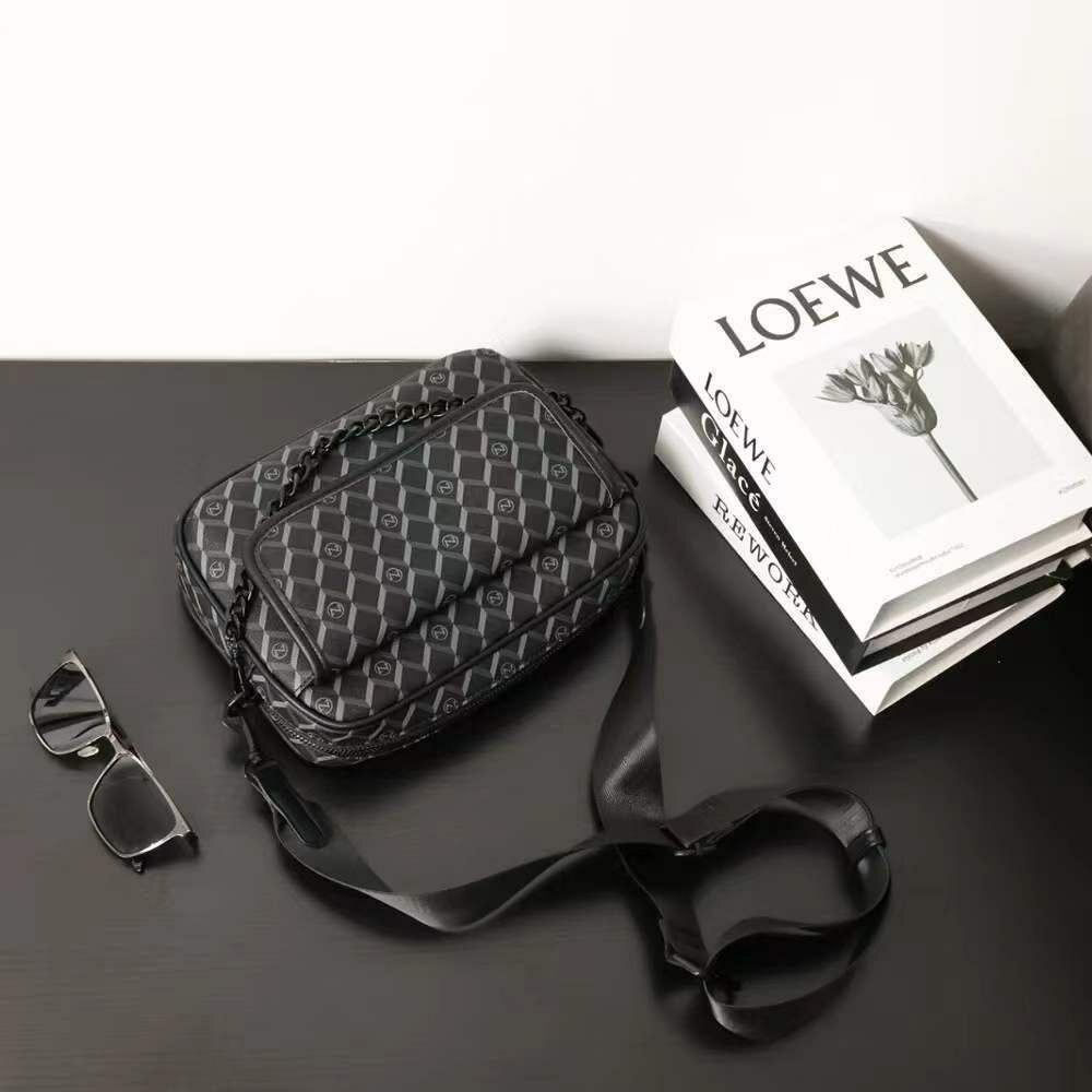 Sac à bandoulière homme élégant