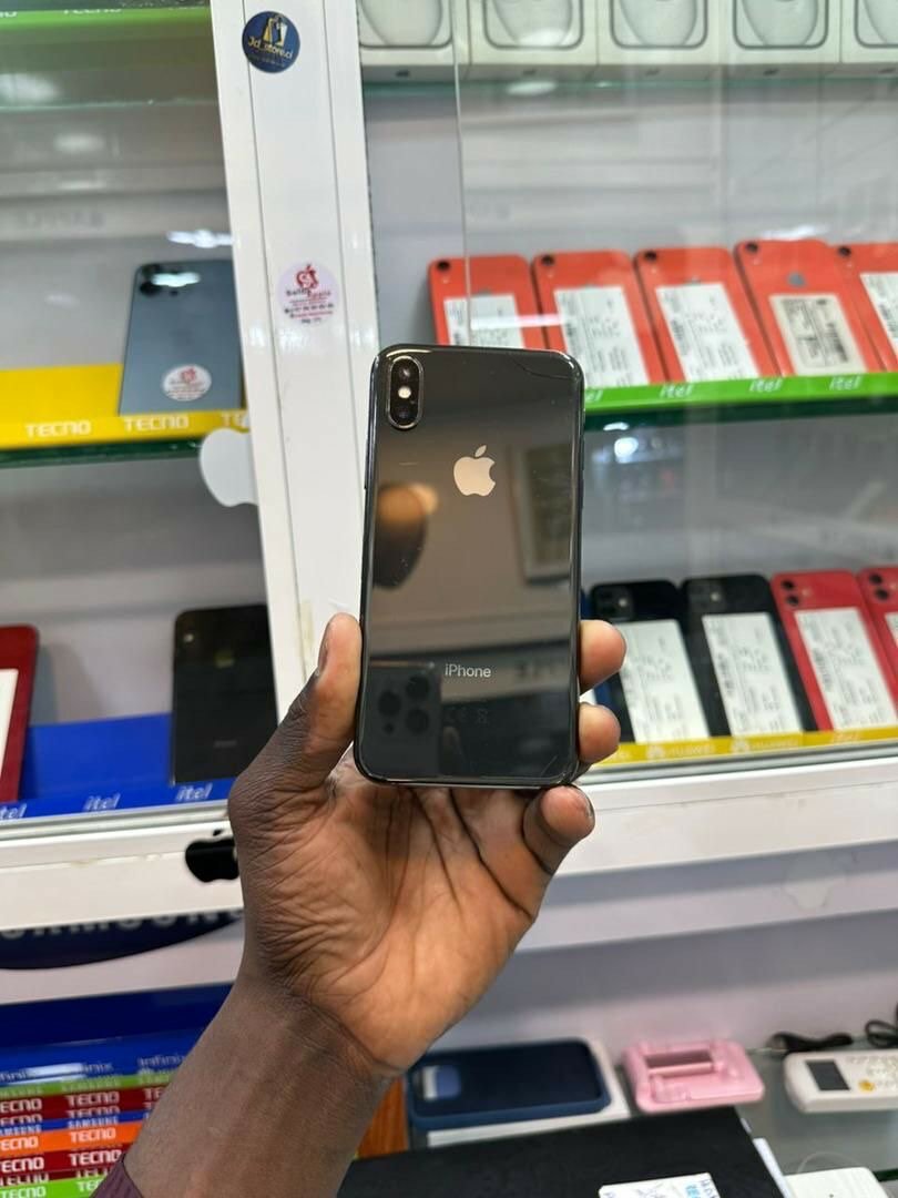 iPhone X 64giga sans Face ID vendu en magasin