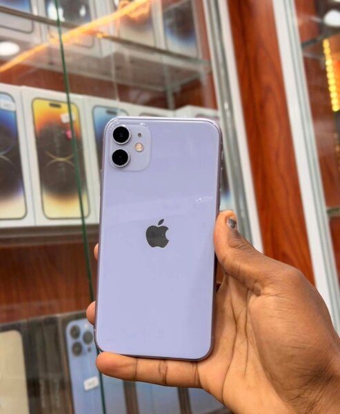 iPhone 11 64GB Violet