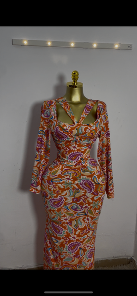 Robe longue à motif vibrant