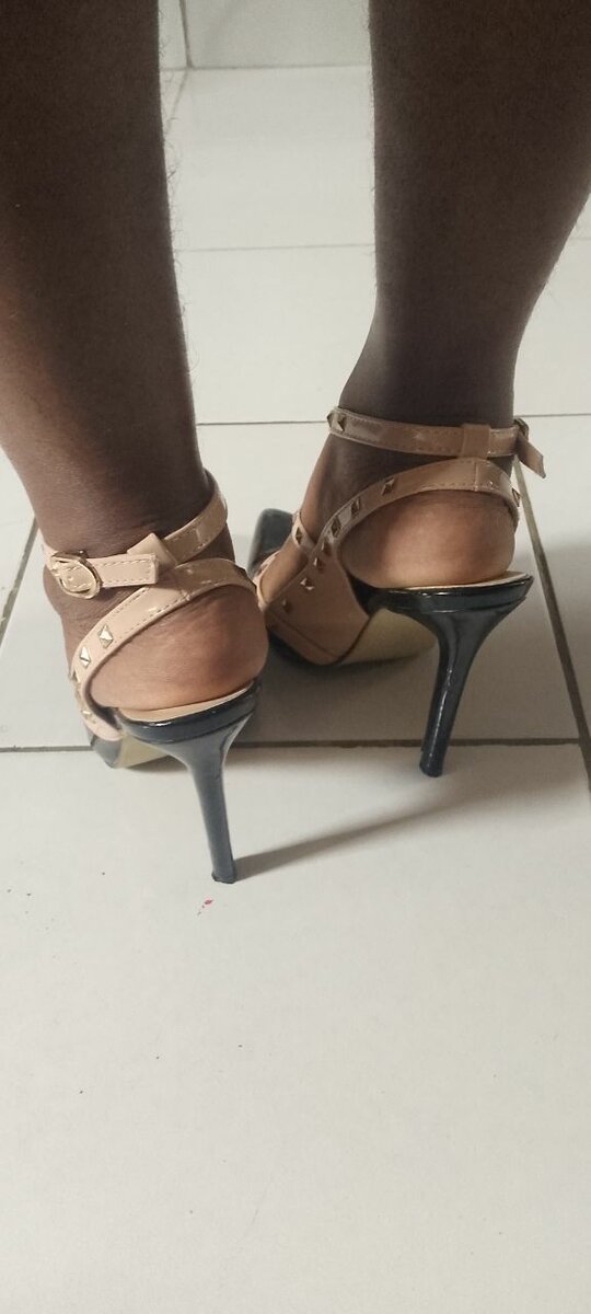 Escarpins à talons hauts