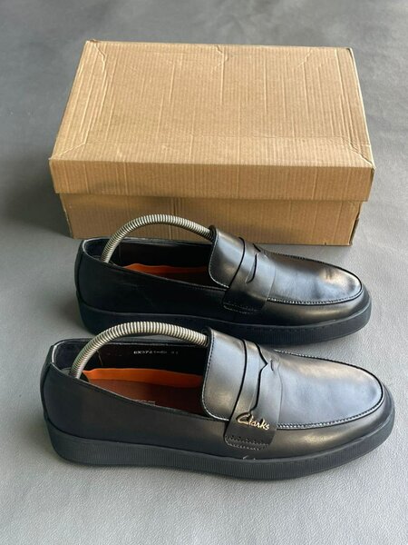 Mocassins en cuir noir élégants