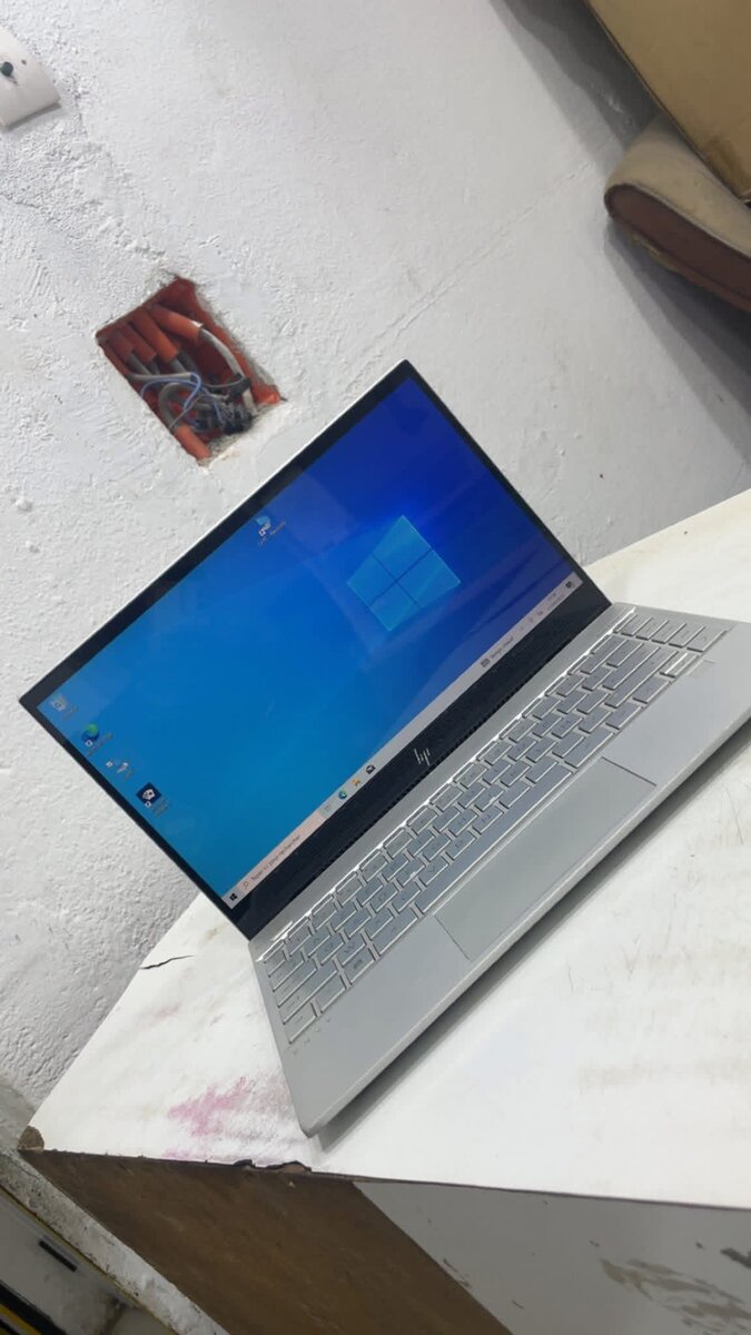 Ordinateur Portable HP Argent