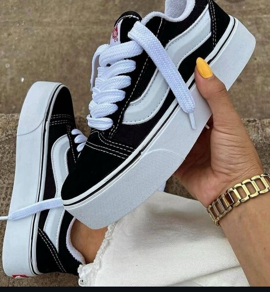 Chaussures noires élégantes