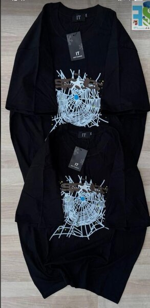 T-shirt streetwear graphique