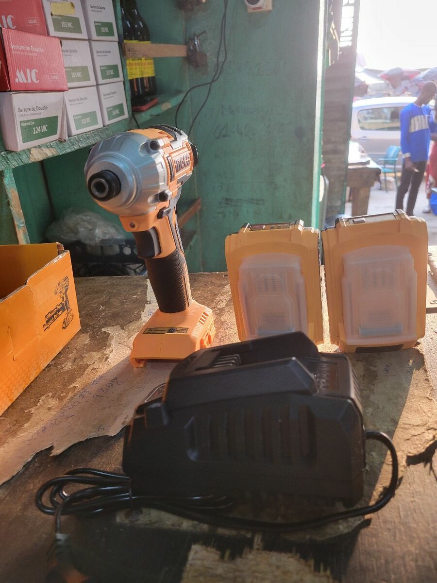 Visseuse à choc sans fil 20V