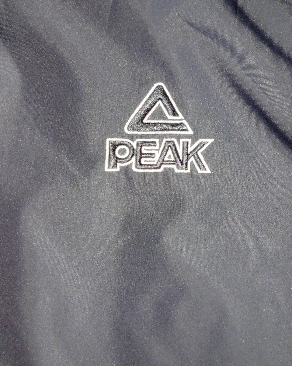 Peak Wind breaker