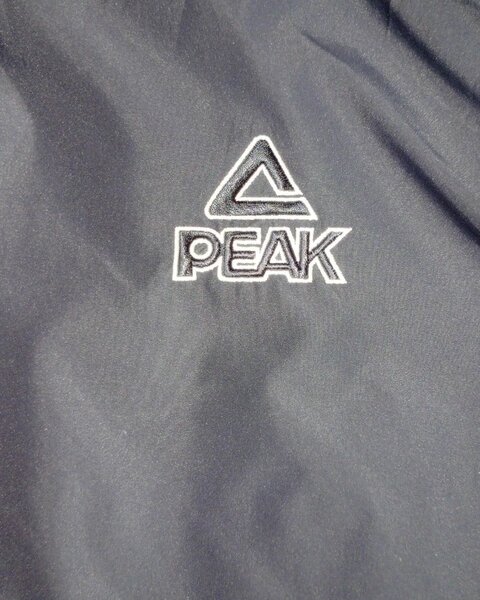 Peak Wind breaker