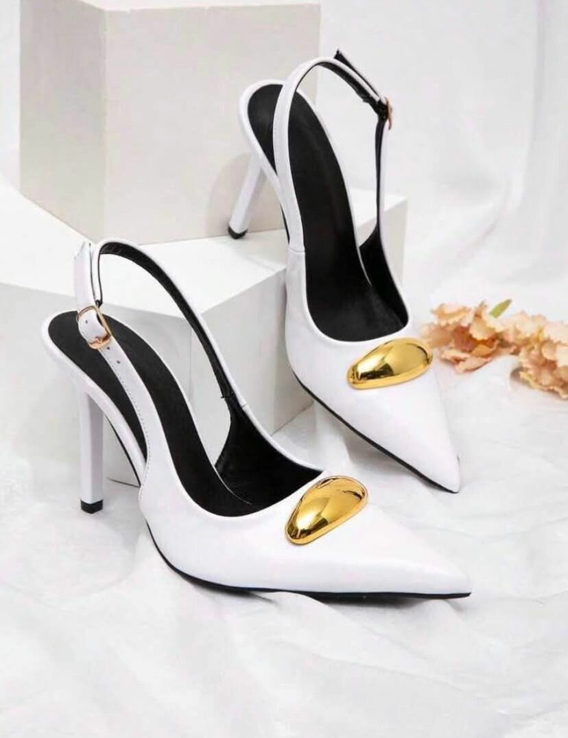 Escarpins à talons élégants