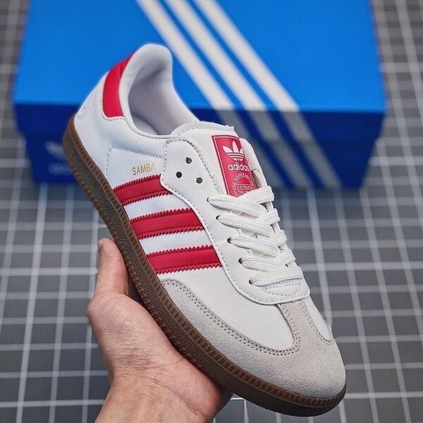 ADIDAS SAMBA RED AND WHITE