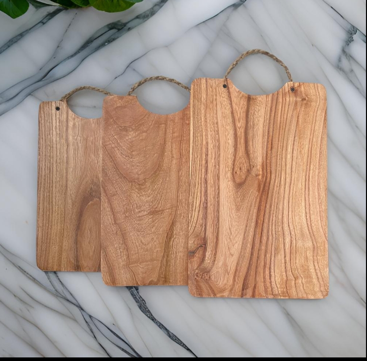 Wooden cutting board with beautiful rope and with stylish lo