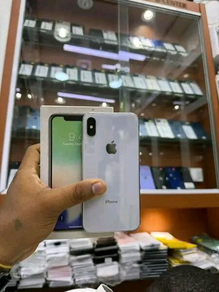 iPhone X 64GB Reconditionné