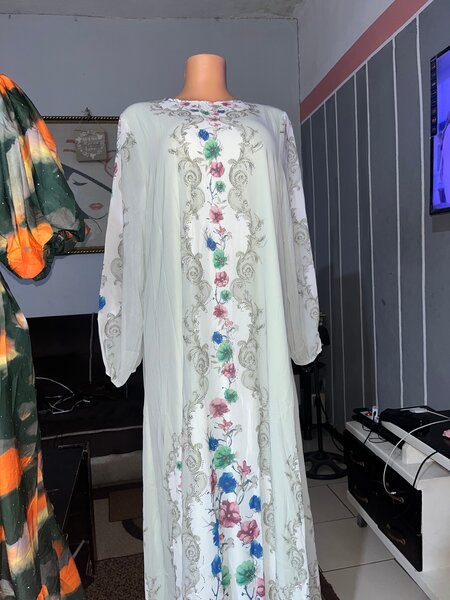 Robe longue florale élégante