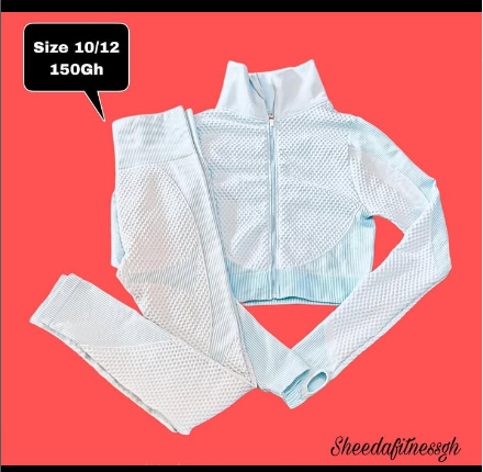 top and leggings blue