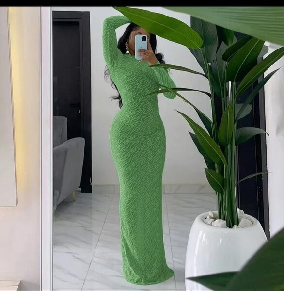 Robe longue élégante verte