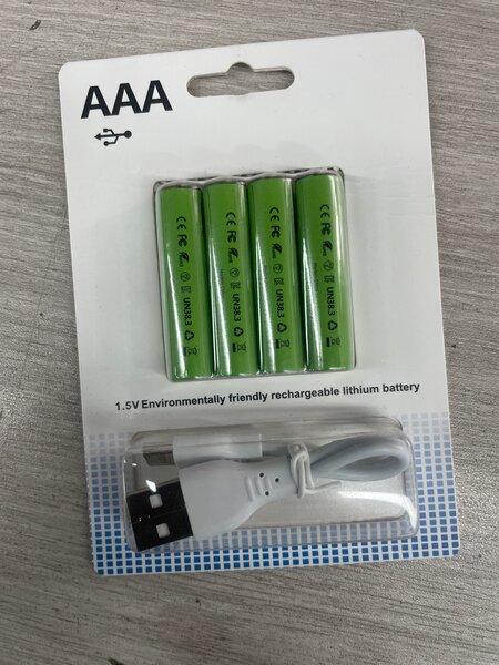 Batteries AAA rechargeables