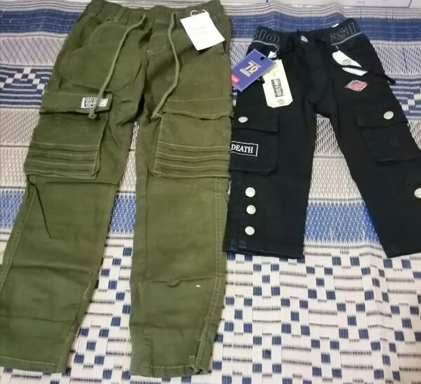 Shorts et Pantalons Tendance