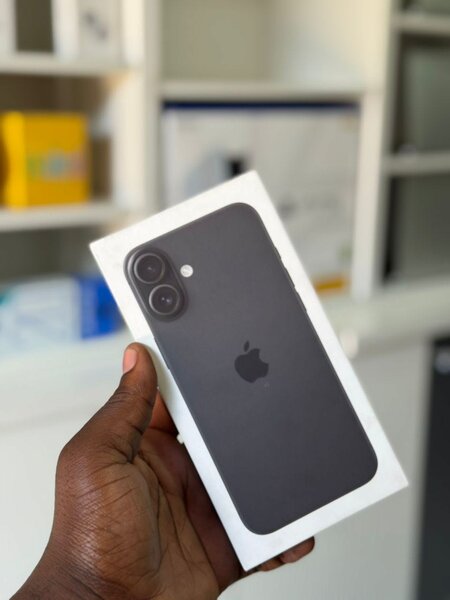 iPhone 16 Plus 128GB