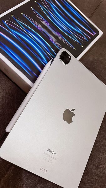 iPad Pro 12.9" avec Apple Pencil