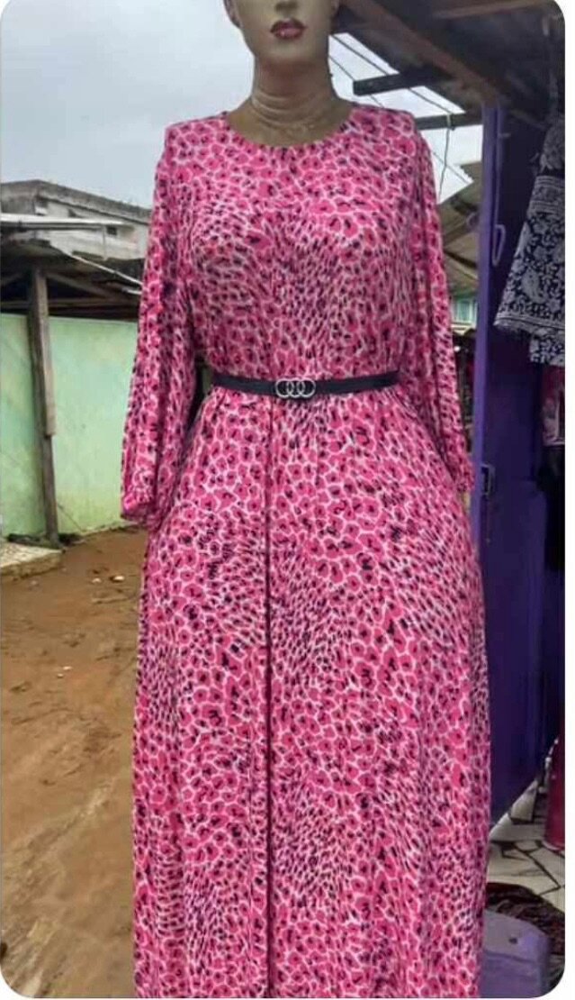 Robe longue imprimée rose