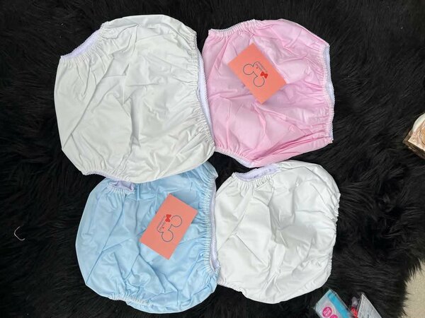 Couche lavable pour bébé