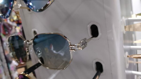 Lunettes de soleil élégantes