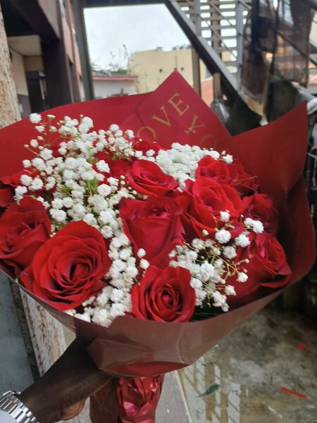 Bouquet de 12roses rouges