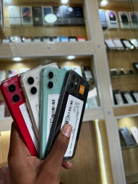 iPhone 11 simple Casi neuf