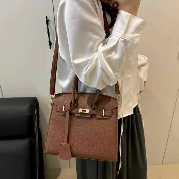 Sac à main en cuir élégant