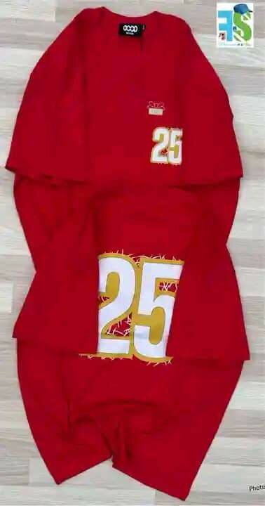 Robe T-shirt rouge 25