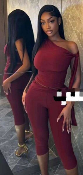 Combinaison élégante asymétrique