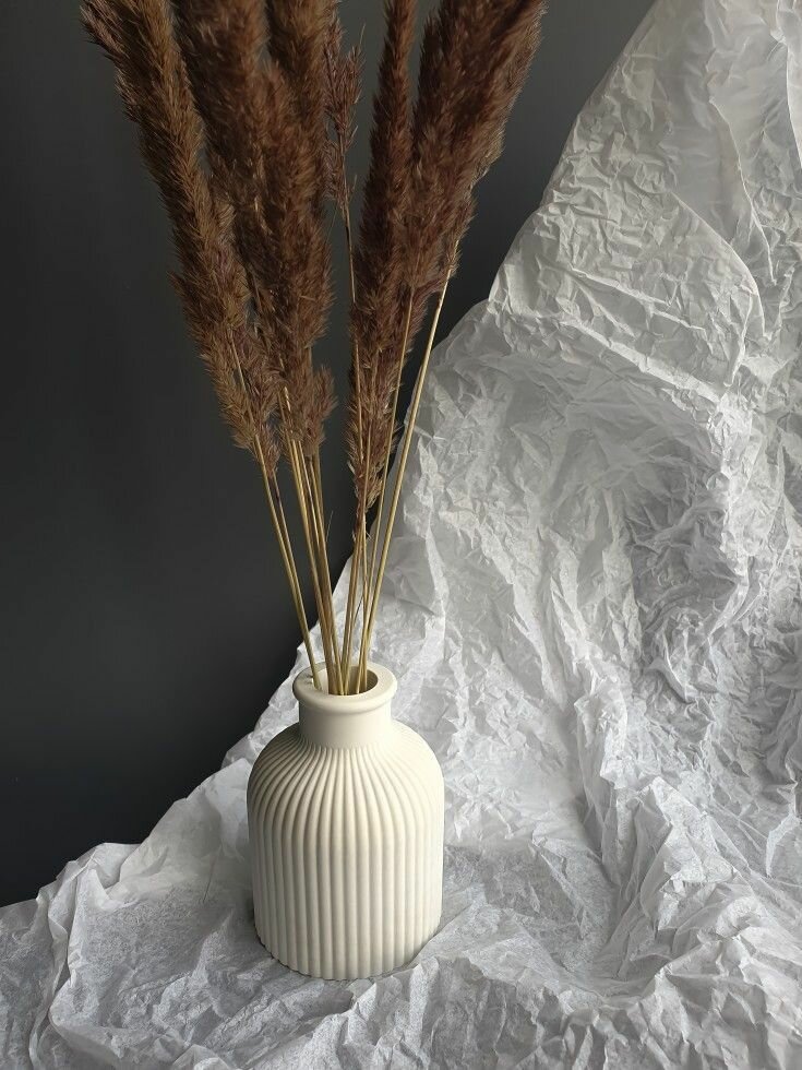 Ribbed vase