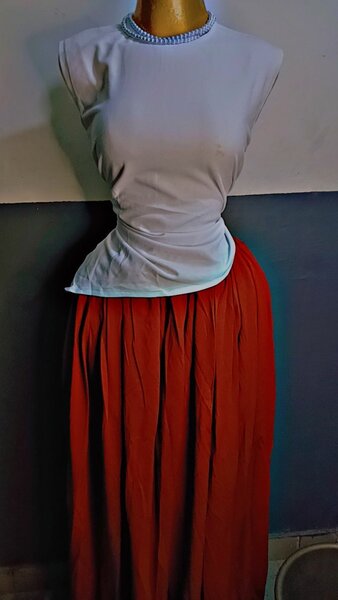 Robe longue rouge élégante