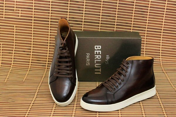 CHAUSSURE MOCASSIN  BERLUTI DE QUALITÉ ET ORIGINALE