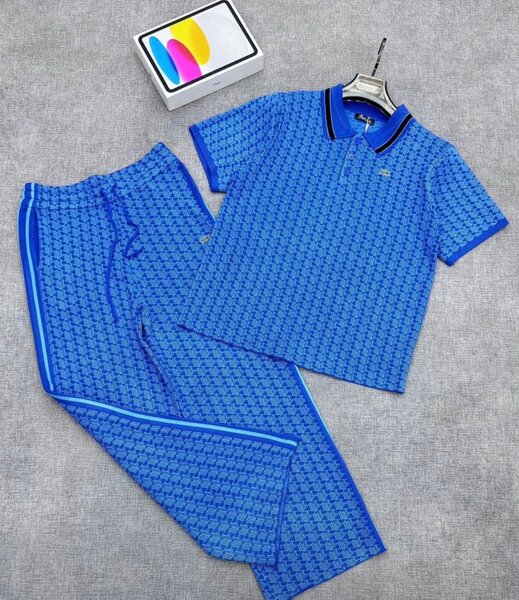 Tenue Polo et Pantalon Stylé